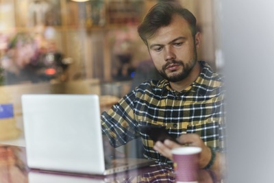 legitimate moving companies maintain consistent online presences
